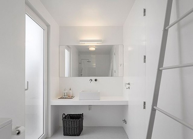 white_housecabin_portugal_19